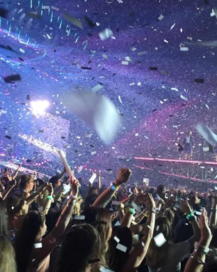 House Party - A Sweaty Love-Letter to the 2010s Rager