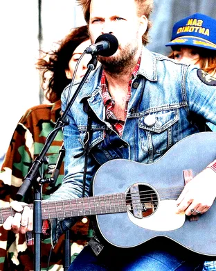 Hiss Golden Messenger